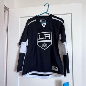 LA Kings black and white women’s jersey NWT